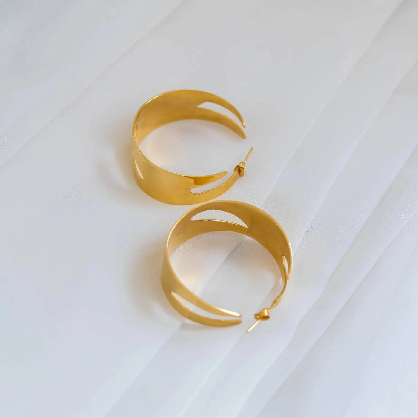BAHARI EARRINGS - HANDMADE IN KENYA