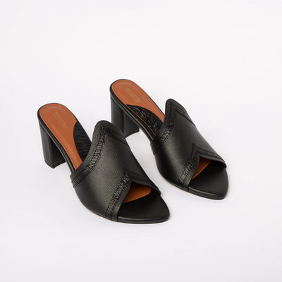 Nubia Heels (Black)